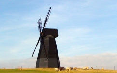 Beacon Hill Windmill 1 copyright Ann Perrin